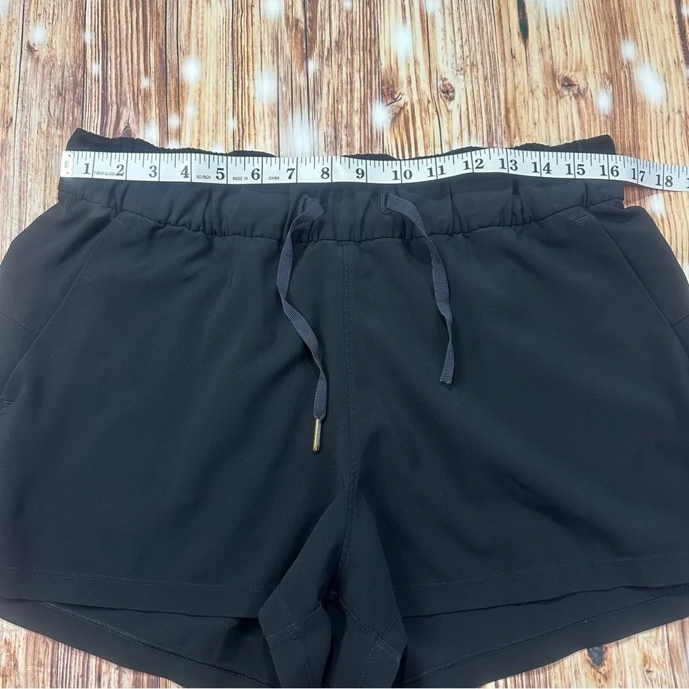 Lululemon Athletica Women’s Short Black